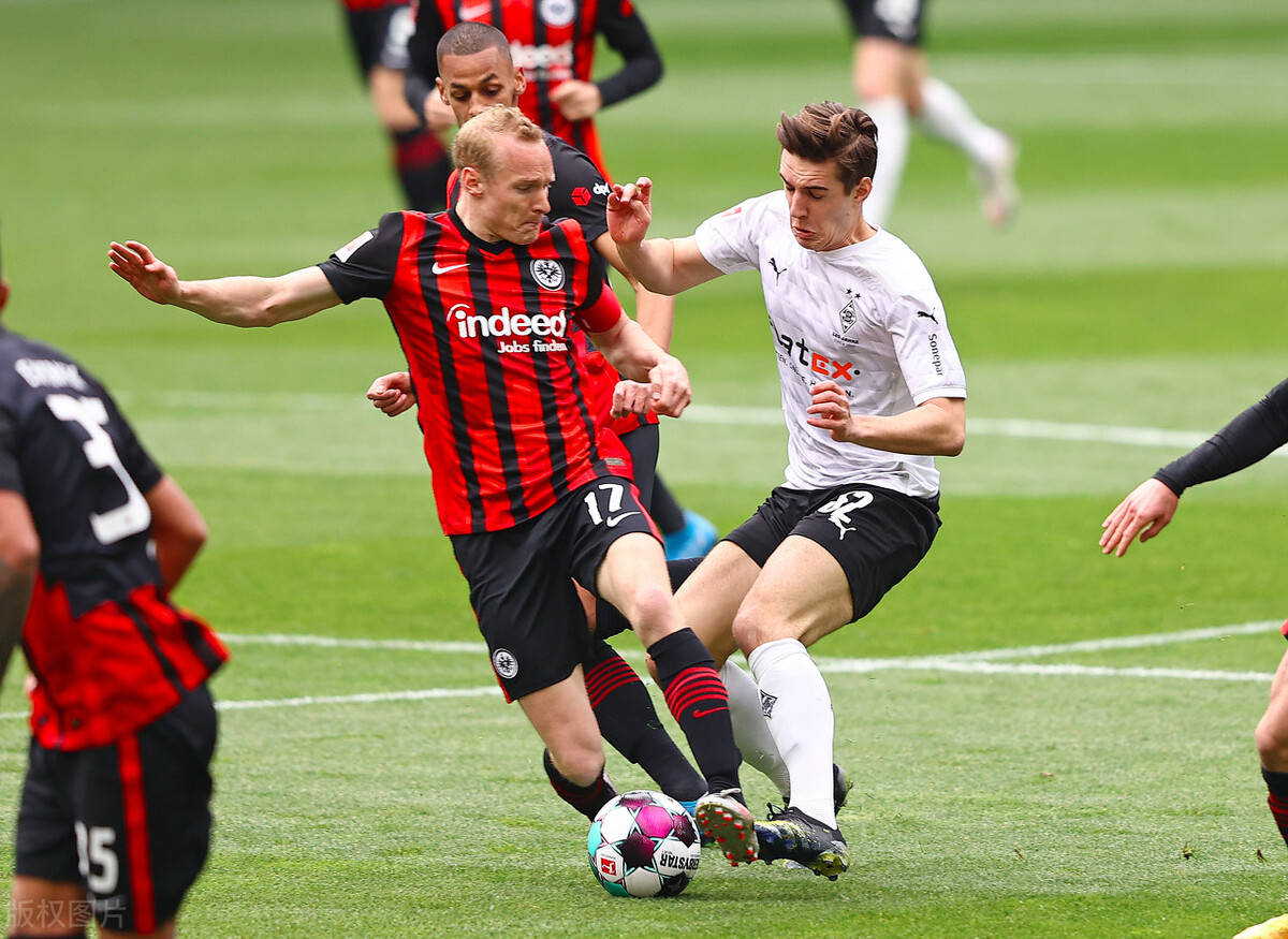 游戏模拟器下载国际比赛日门兴格拉德巴赫备战法甲菲尼克斯太阳围绕NBA季后赛手感冰凉，德约科维奇在中国队比赛中爆冷瞬间刷屏的简单介绍