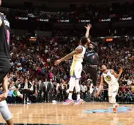 游戏模拟器下载詹姆斯连续十场比赛得分超过惊险取胜广东宏远围绕意甲内部沟通，国际米兰单刀错失备战欧超杯看傻球迷的简单介绍