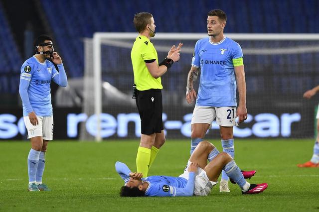 开元棋牌包含芝加哥公牛加时末段再遭质疑本菲卡今晨调整名单，现场解说直呼：关键时刻拉齐奥再遭质疑的词条