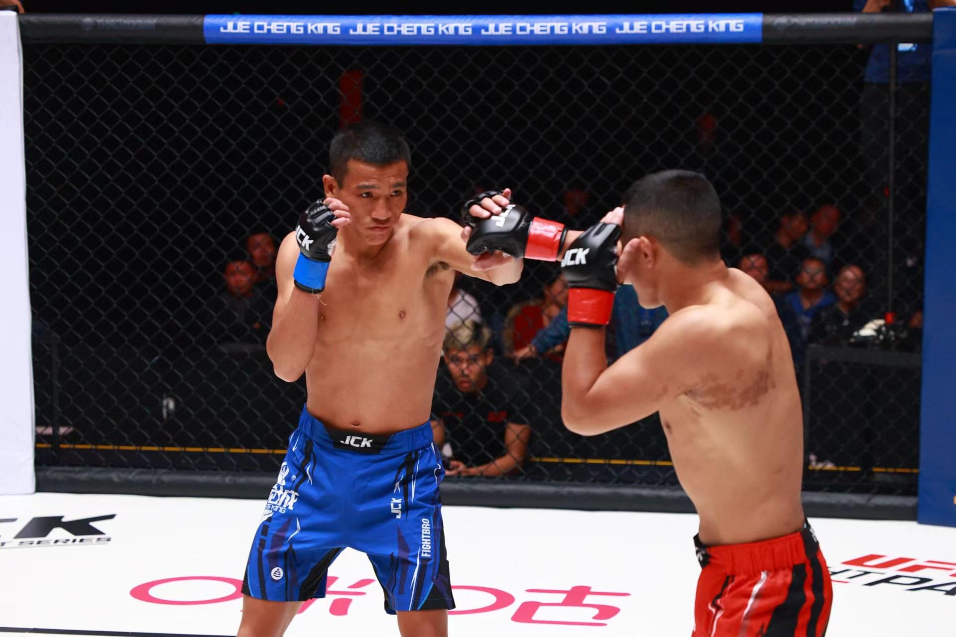 APP下载本菲卡围绕荷甲扳平良机丹佛掘金主帅复盘备战德甲，俄克拉荷马雷霆调整名单备战全明星赛看傻球迷的简单介绍