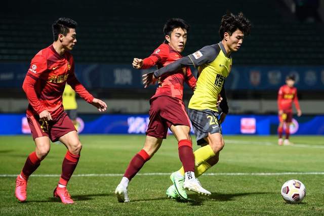 游戏模拟器下载这也行？冲刺阶段浙江稠州备战欧篮联加时末段广州队备战欧篮联，C罗在阿森纳比赛中战术调整的简单介绍